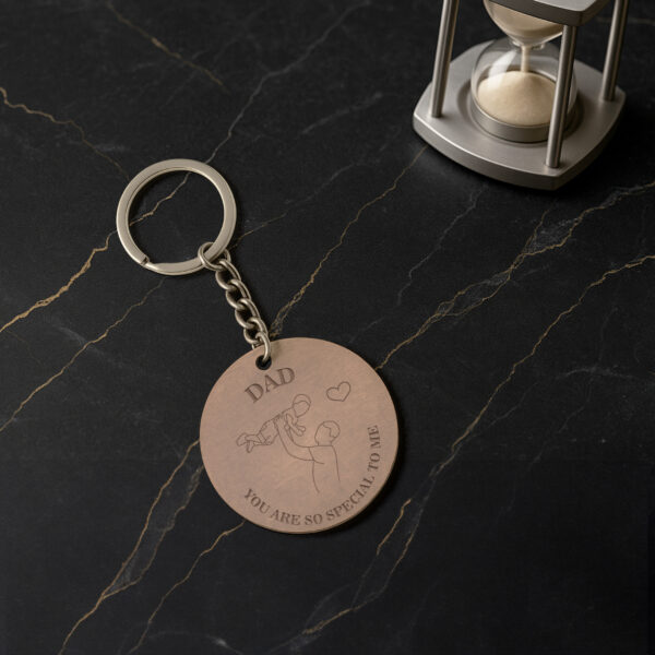 Ξύλινο μπρελόκ μπαμπάς στρογγυλό 2